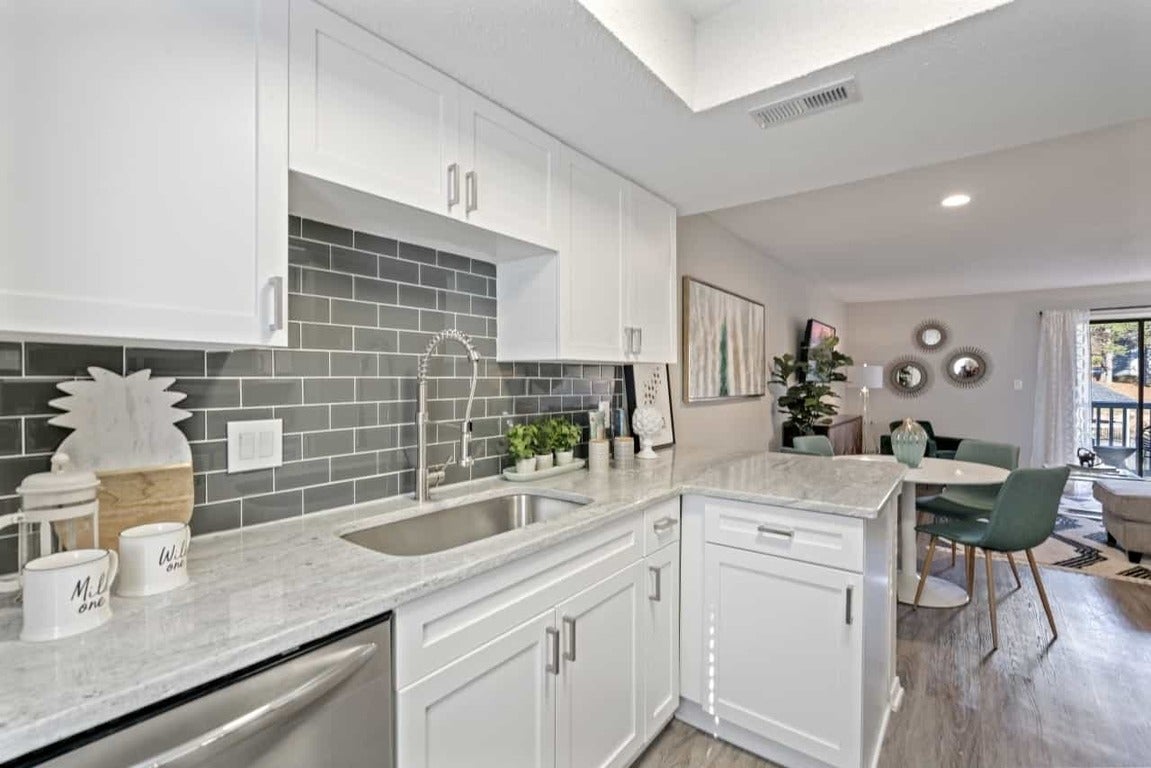 Apartments Near Crabtree Valley Mall Andover at Crabtree Amenities