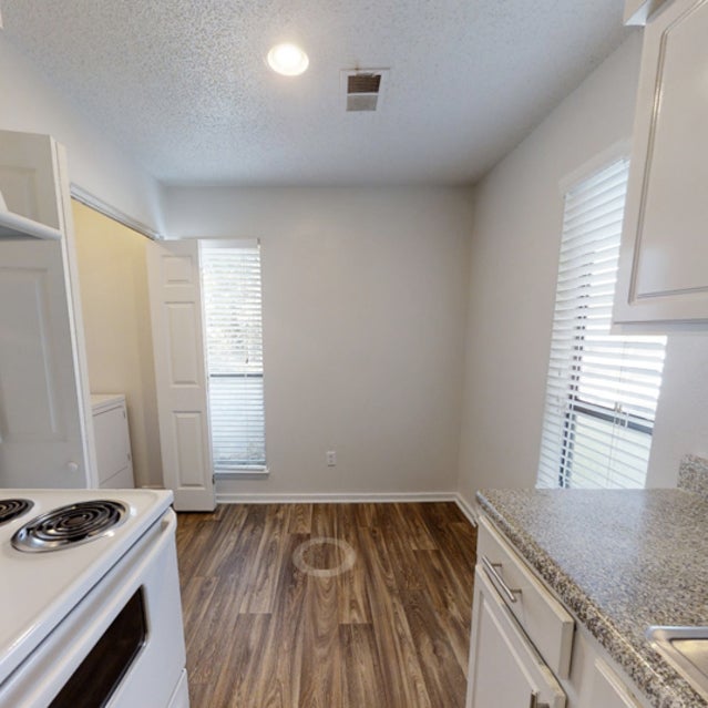 Andover at Crabtree Apartments - B3 Virtual Tour